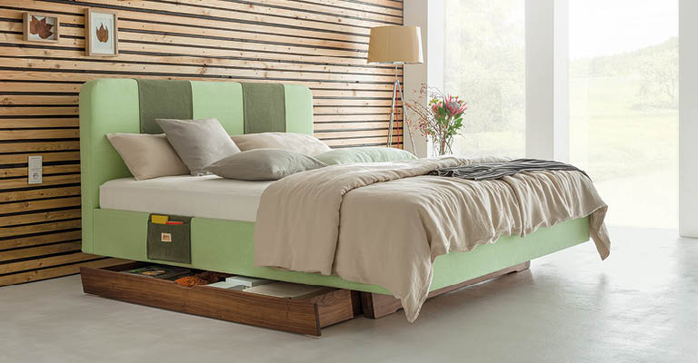 grünes Bett